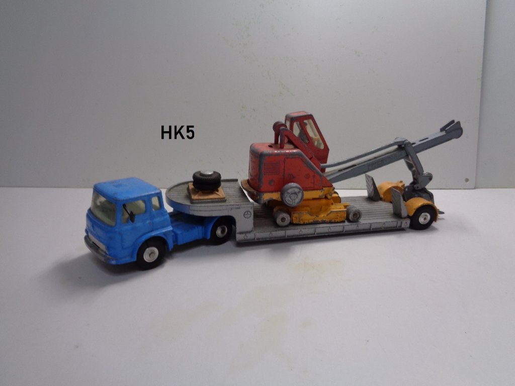corgi bedford tk met dieplader met kraan, Hobby en Vrije tijd, Modelauto's | 1:50, Ophalen of Verzenden, Zo goed als nieuw, Bus of Vrachtwagen