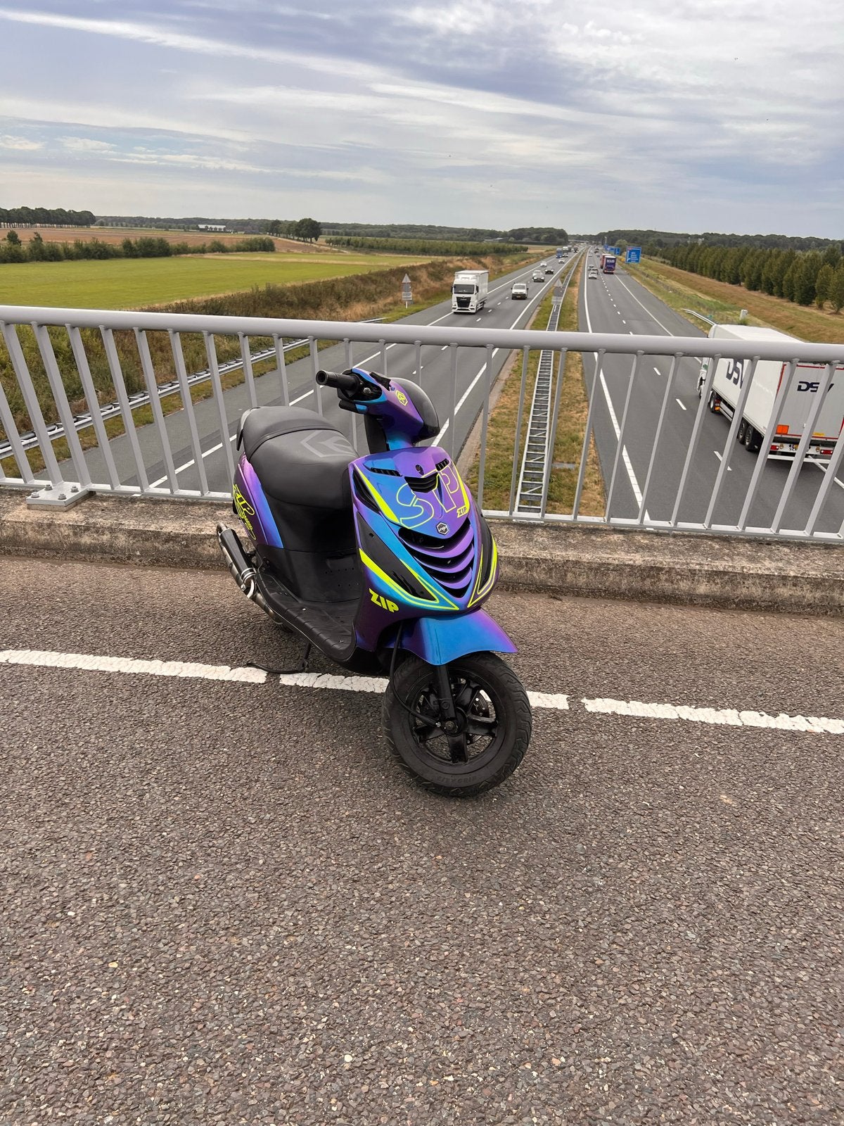Piaggio Zip Scooter - Unieke Chameleon Kleur, Gebruikt, Maximaal 45 km/u, Zip, Ophalen of Verzenden