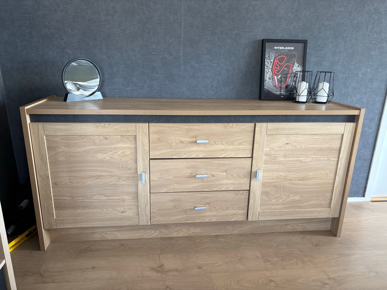 Dressoir 196 cm lang, 48,5 cm breed, 89 cm hoog, Ophalen, Gebruikt, 150 tot 200 cm, Met lade(s)