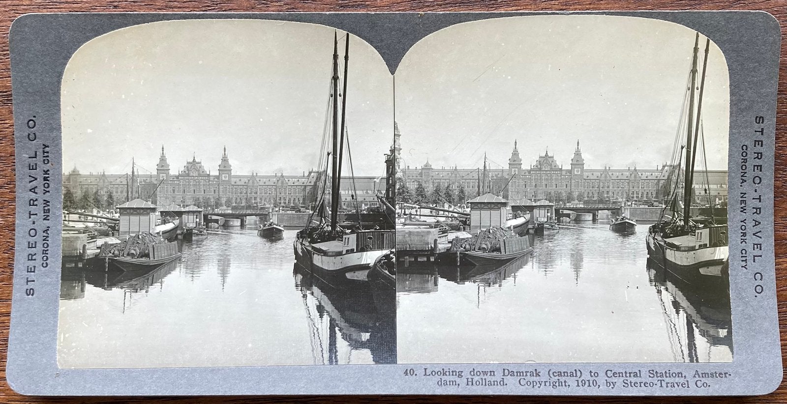 Stereofoto DAMRAK CENTRAAL STATION AMSTERDAM 1910, Verzamelen, Foto's en Prenten, Gebruikt, Verzenden, Foto, Gebouw