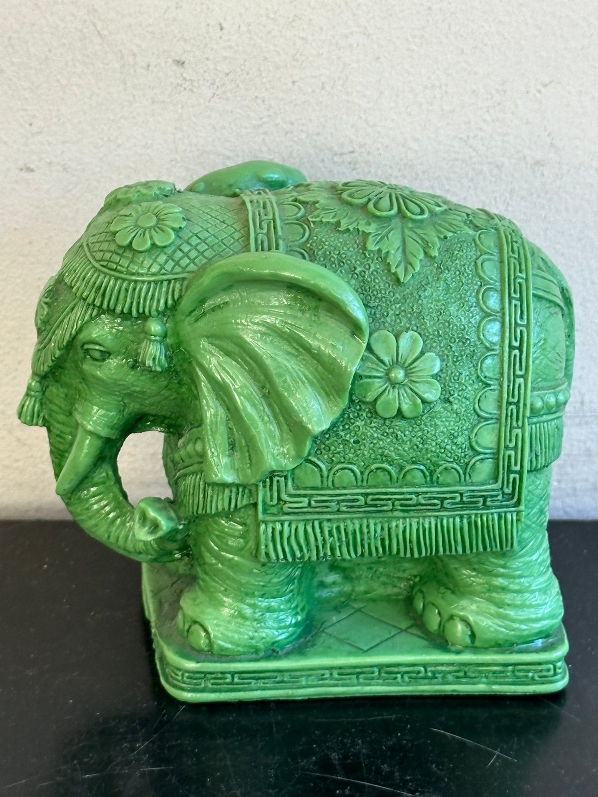 Oud resin olifant beeld 11/9 cm H, Ophalen of Verzenden, Gebruikt