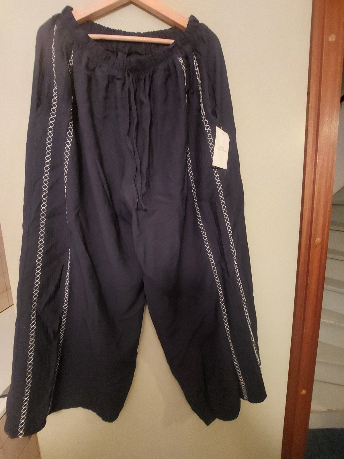 Donkerbruine wijde broek, maat 50/54, Bruin, Maat 46/48 (XL) of groter, Nieuw, Ophalen of Verzenden