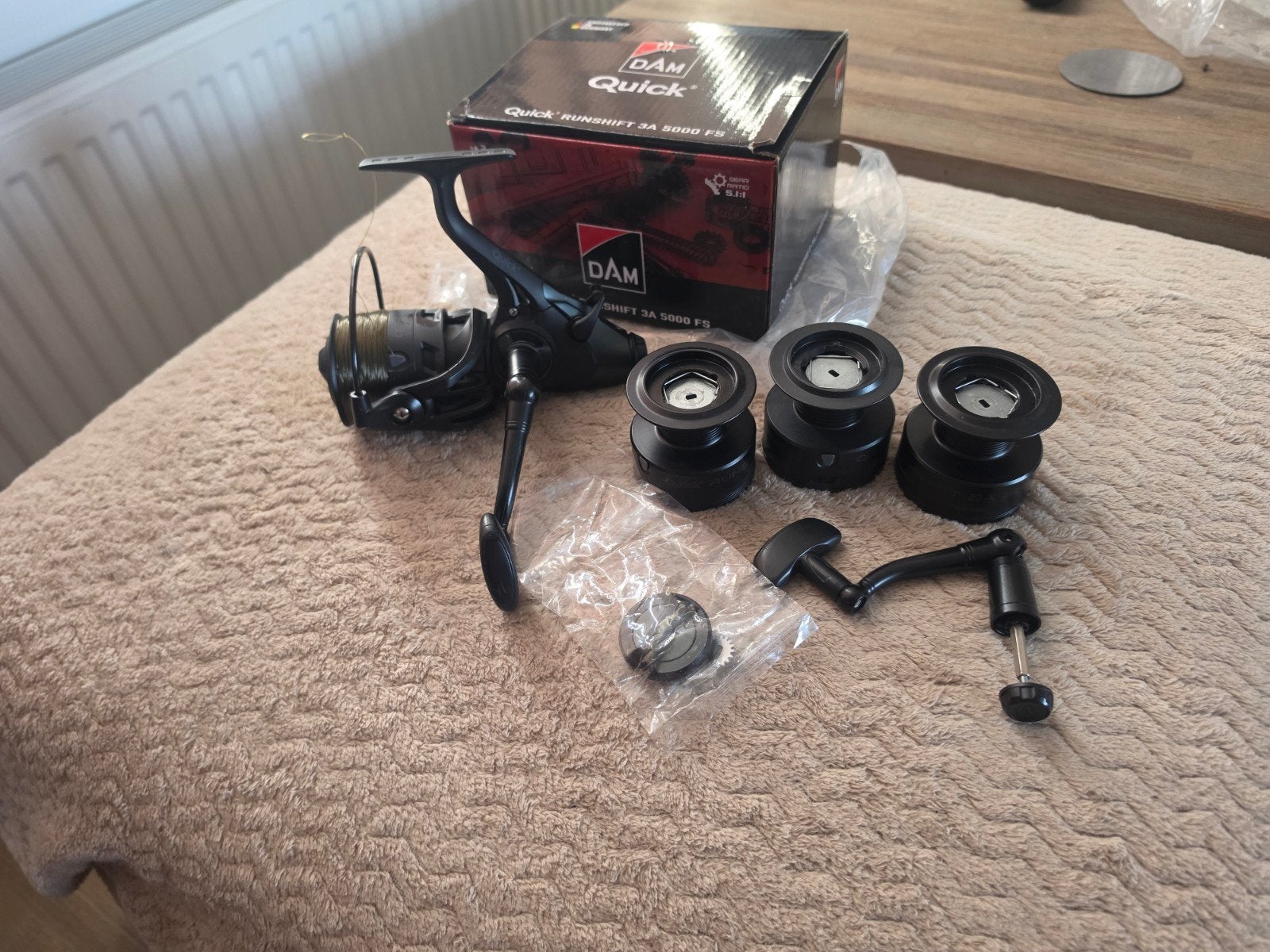 DAM Quick runshift 3A 5000 FS Vismolen met Extra Spoelen, Ophalen, Zo goed als nieuw, Molen
