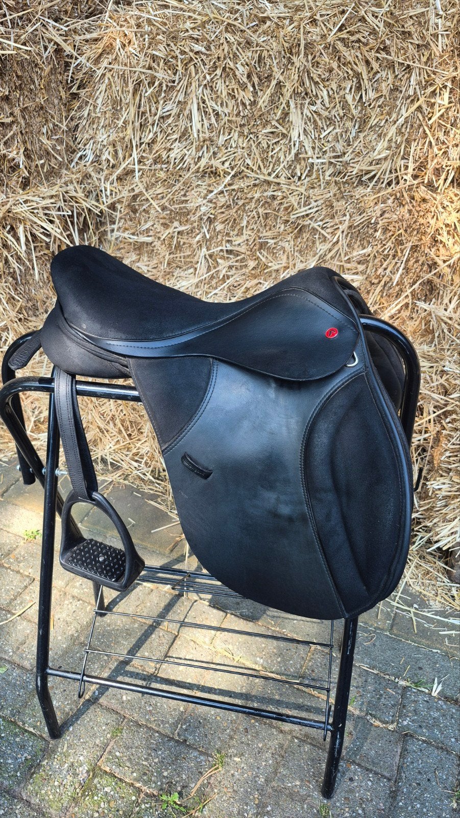 Thorowgood 16,5" veelzijdigheidszadel incl. beugels, Dieren en Toebehoren, Gebruikt, Vlakke zit, Thorowgood, Ophalen of Verzenden