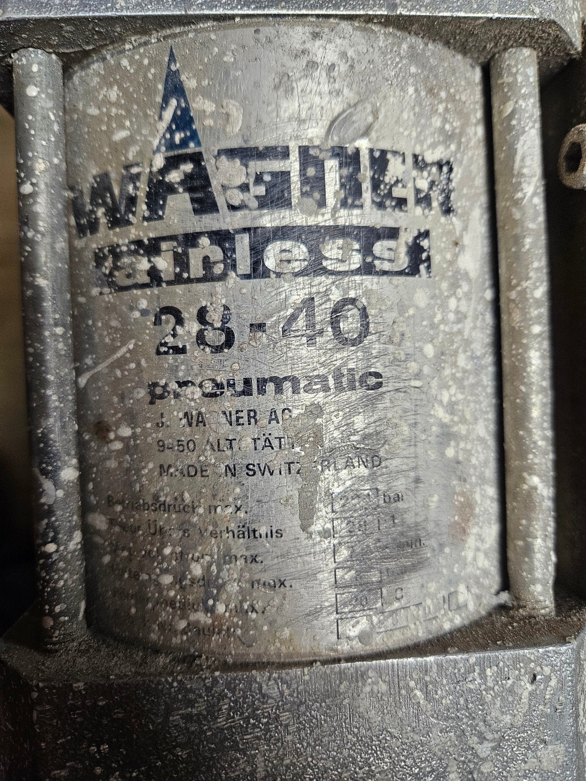 Wagner Airless Verfpomp 28-40 Pneumatic, Doe-het-zelf en Verbouw, Ophalen