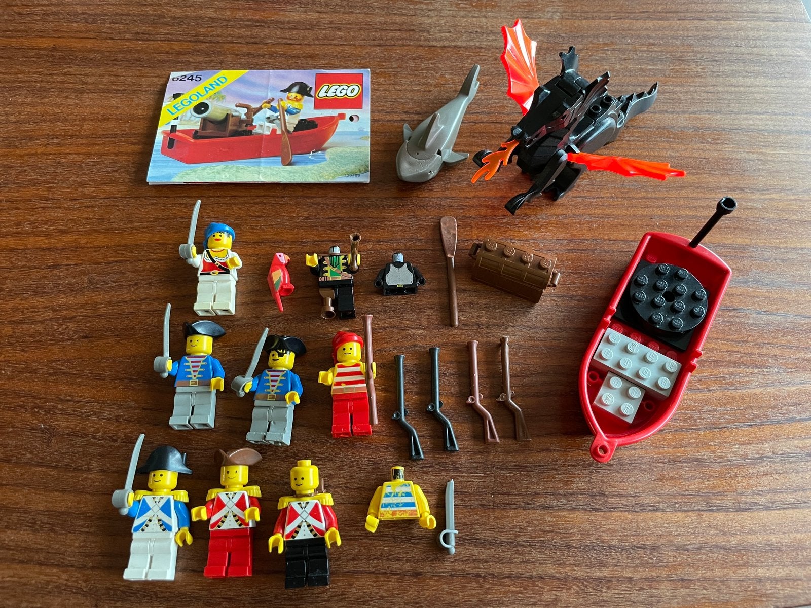 Lego piraten soldaten draak restje, Ophalen of Verzenden, Zo goed als nieuw