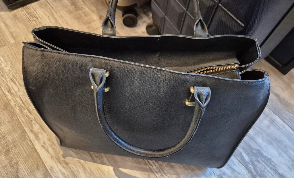 Superleuke zwarte tas zgan, Sieraden, Tassen en Uiterlijk, Tassen | Damestassen, Ophalen of Verzenden, Zo goed als nieuw, Zwart