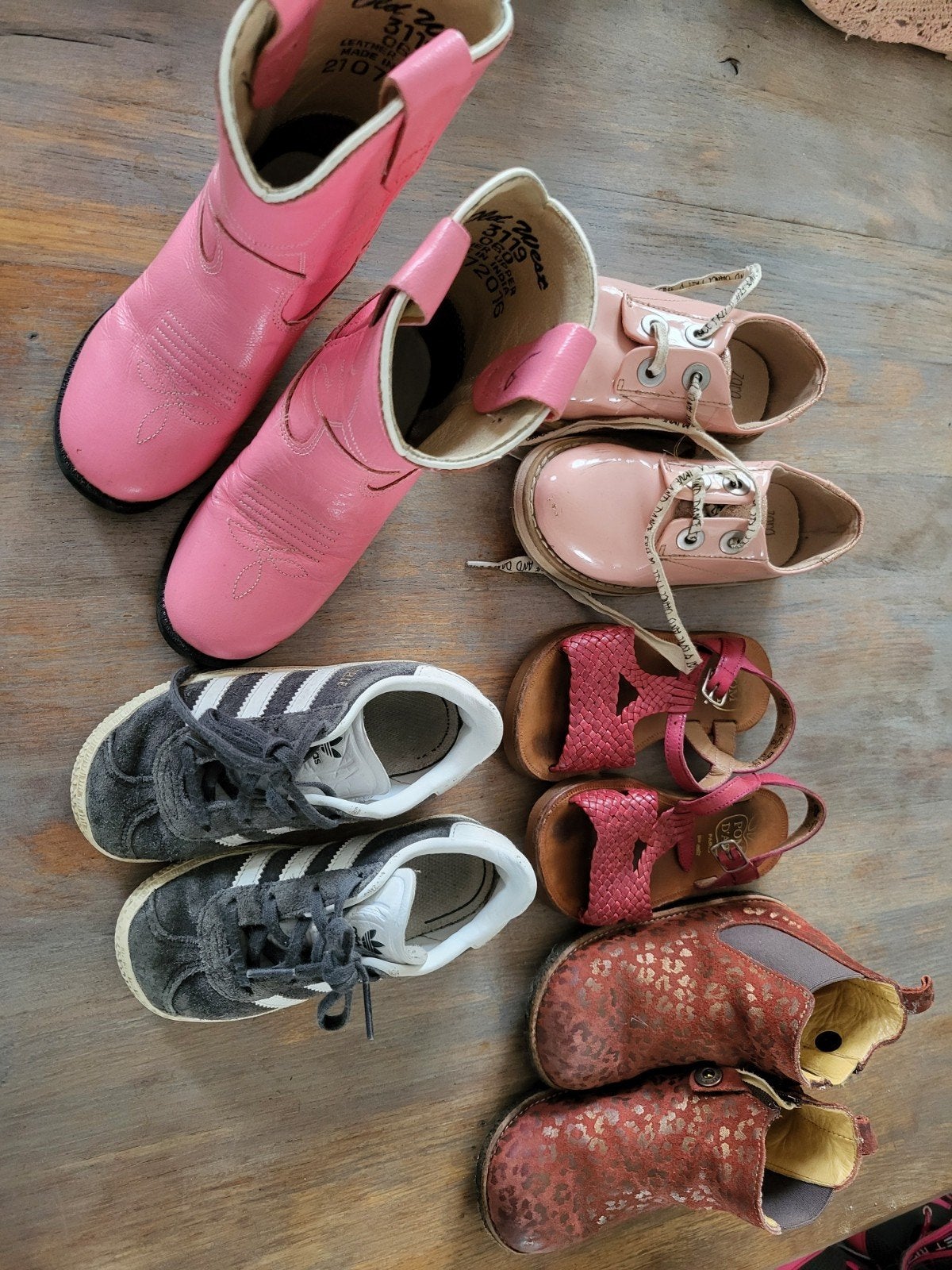 Diverse kinderschoenen - Laarzen, sneakers, sandalen, Kinderen en Baby's, Ophalen, Gebruikt, Meisje, Diverse merken