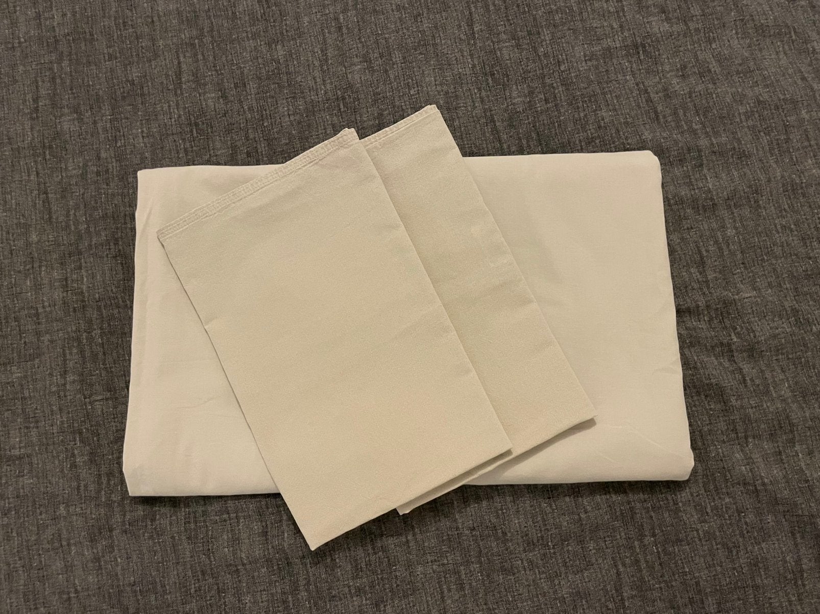 IKEA beige dekbedovertrek 2x2 m en 2 slopen, Huis en Inrichting, Slaapkamer | Beddengoed, Beige, Beddengoedset, Katoen, Tweepersoons