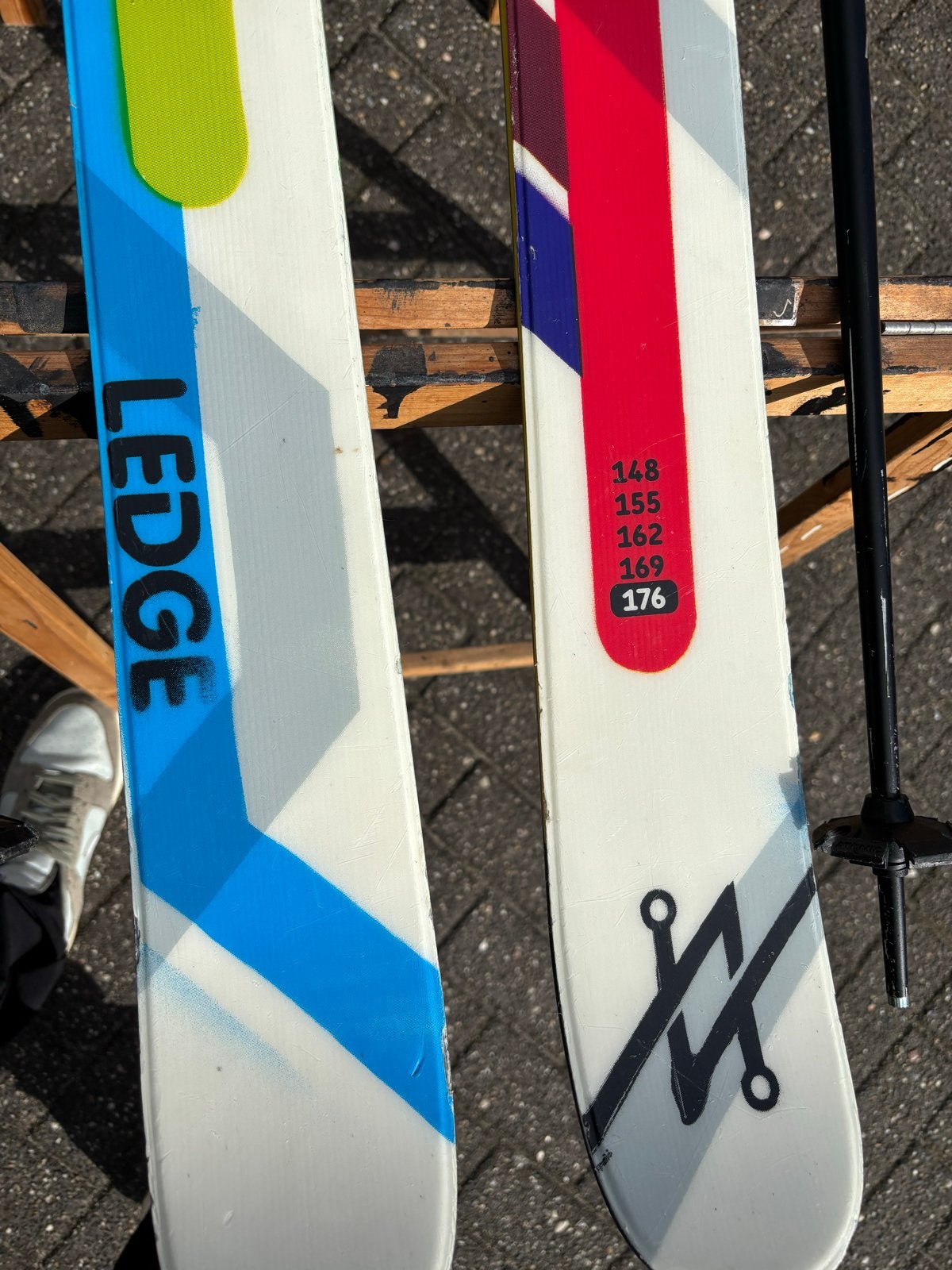 Volkl Ledge Ski's met Atomic schoenen en stokken, Sport en Fitness, 160 tot 180 cm, Gebruikt, Ophalen of Verzenden, Atomic