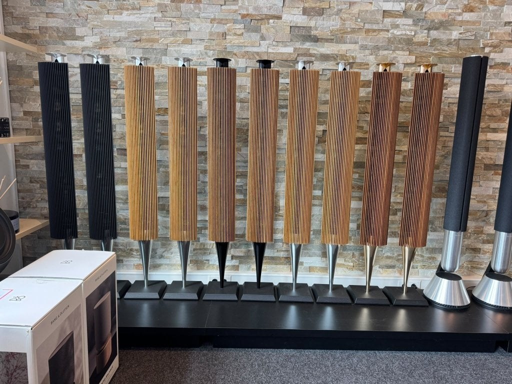 Beolab 18 luidsprekers B&O Bang en Olufsen, Vloerstaande luidspreker, Info@bang-olufsen.dk, Zo goed als nieuw, Bang & Olufsen