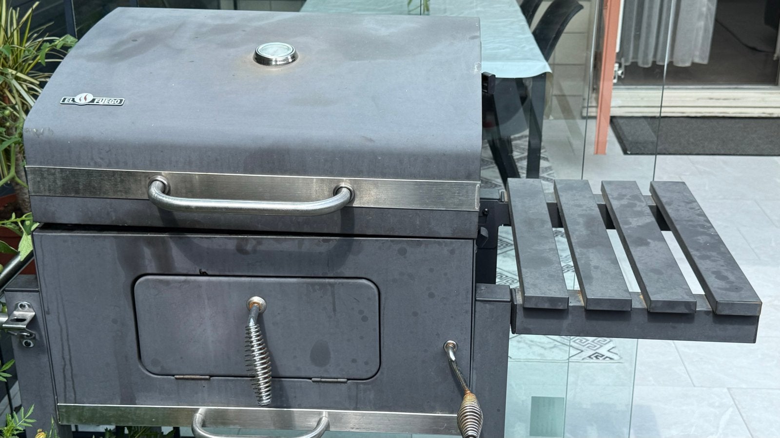 El Fuego Barbecue - Houtskool BBQ met zijtafel, Ophalen, Gebruikt