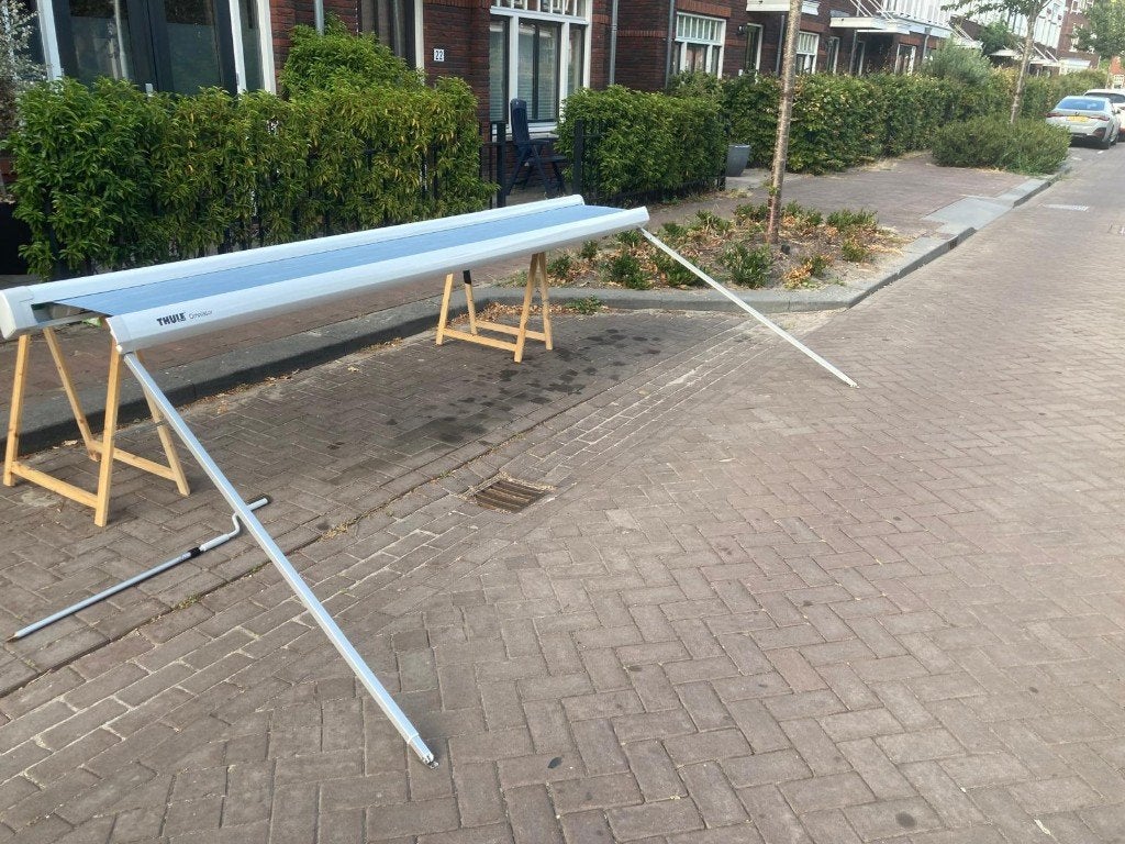 Thule Omnistor 5200 luifel met Eriba montage adapters, Ophalen, Zo goed als nieuw