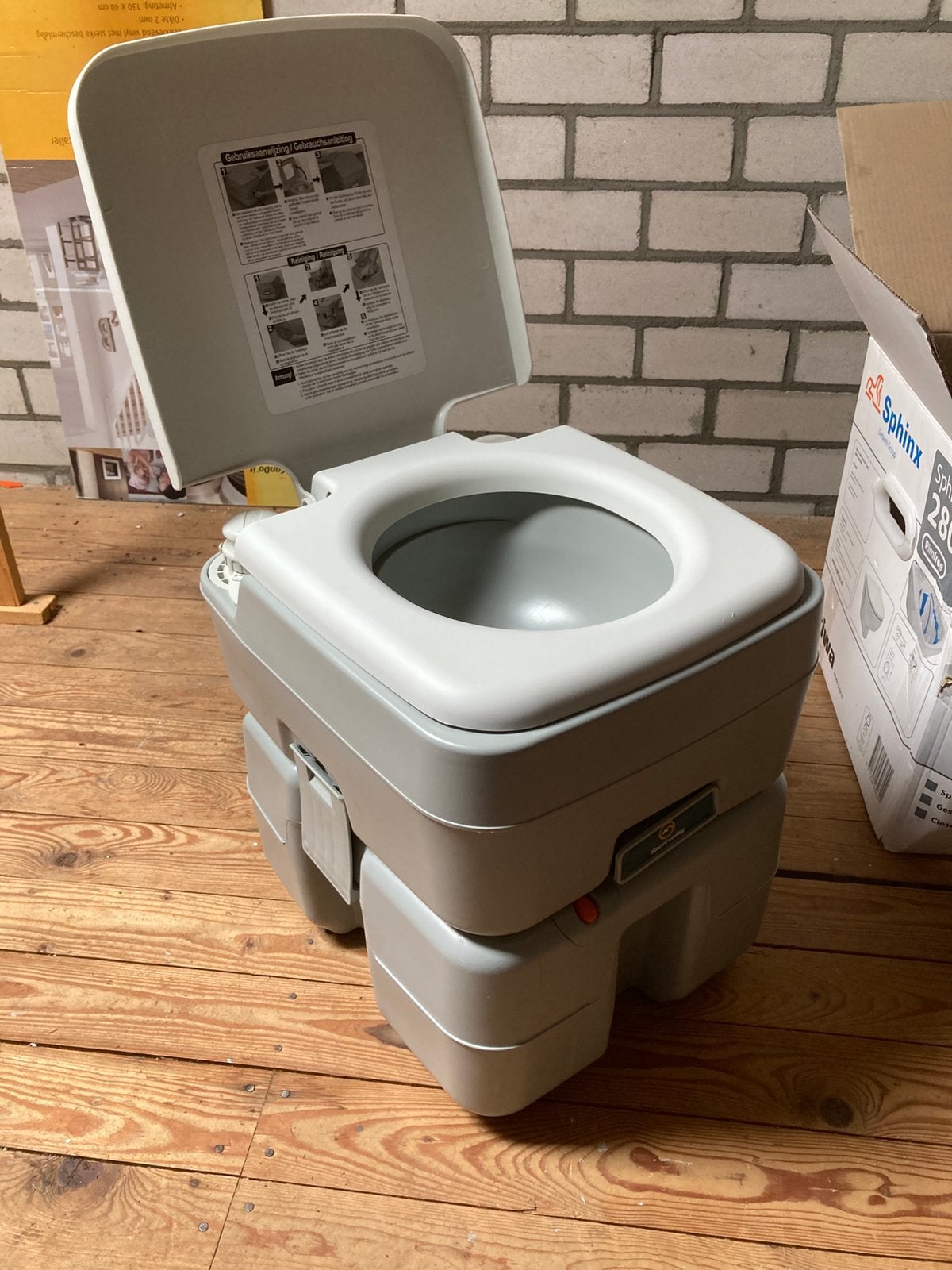 Camping toilet, Ophalen of Verzenden, Zo goed als nieuw
