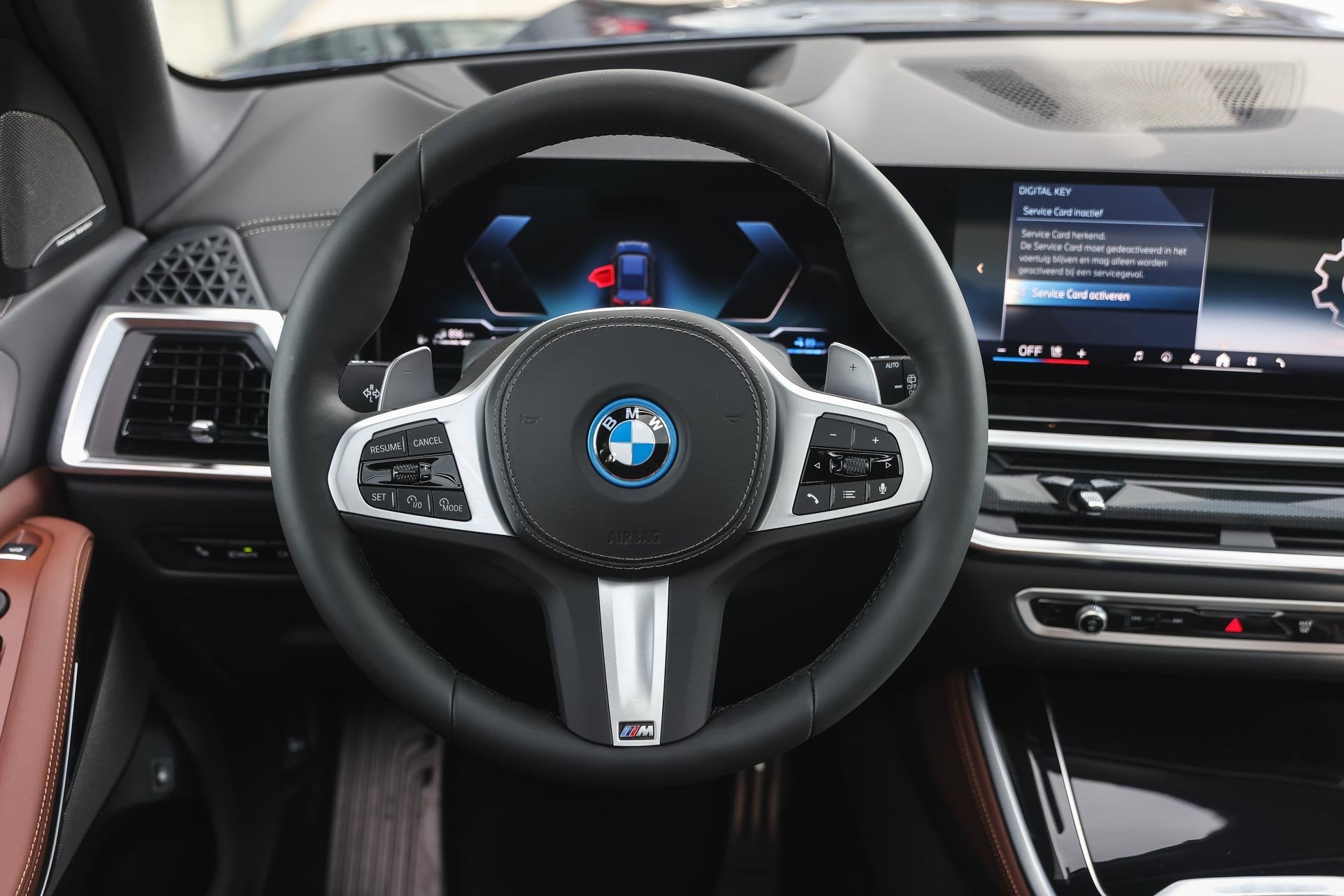 BMW X5 xDrive50e M Sport Automaat / Panoramadak / Trekhaak /, Automaat, Dealer onderhouden, X5, 2395 kg