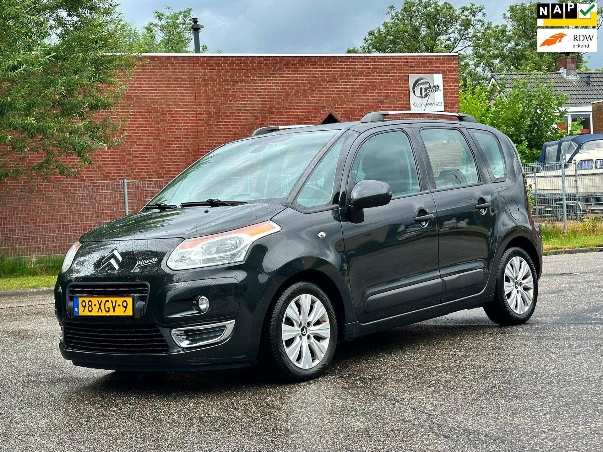 Citroen C3 Picasso 1.6 VTi Tendance Automaat*Navigatie*Trekh, Gebruikt, 4 cilinders, Zwart, Origineel Nederlands