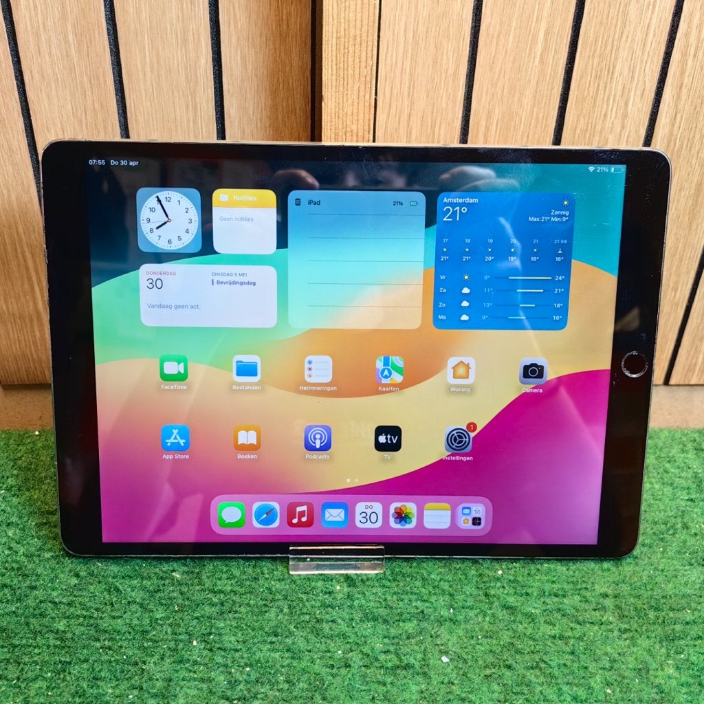 Apple iPad Pro 10.5 2017 - In Goede Staat, Apple, Zo goed als nieuw, Support@apple.com, One Apple Park Way
Cupertino, CA 95014
United States