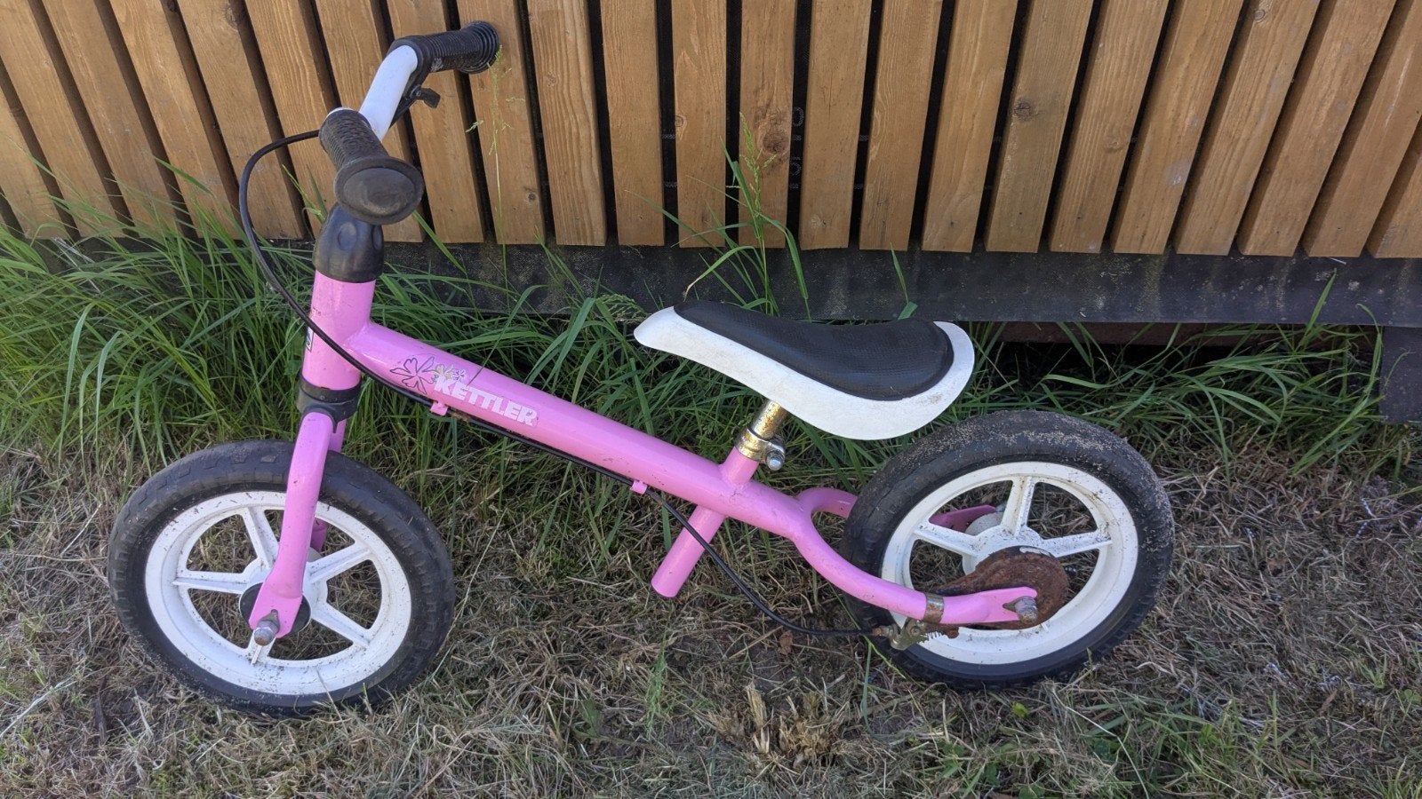 Kettler loopfiets roze - af te halen in Nijensleek, Ophalen, Gebruikt, Loopfiets