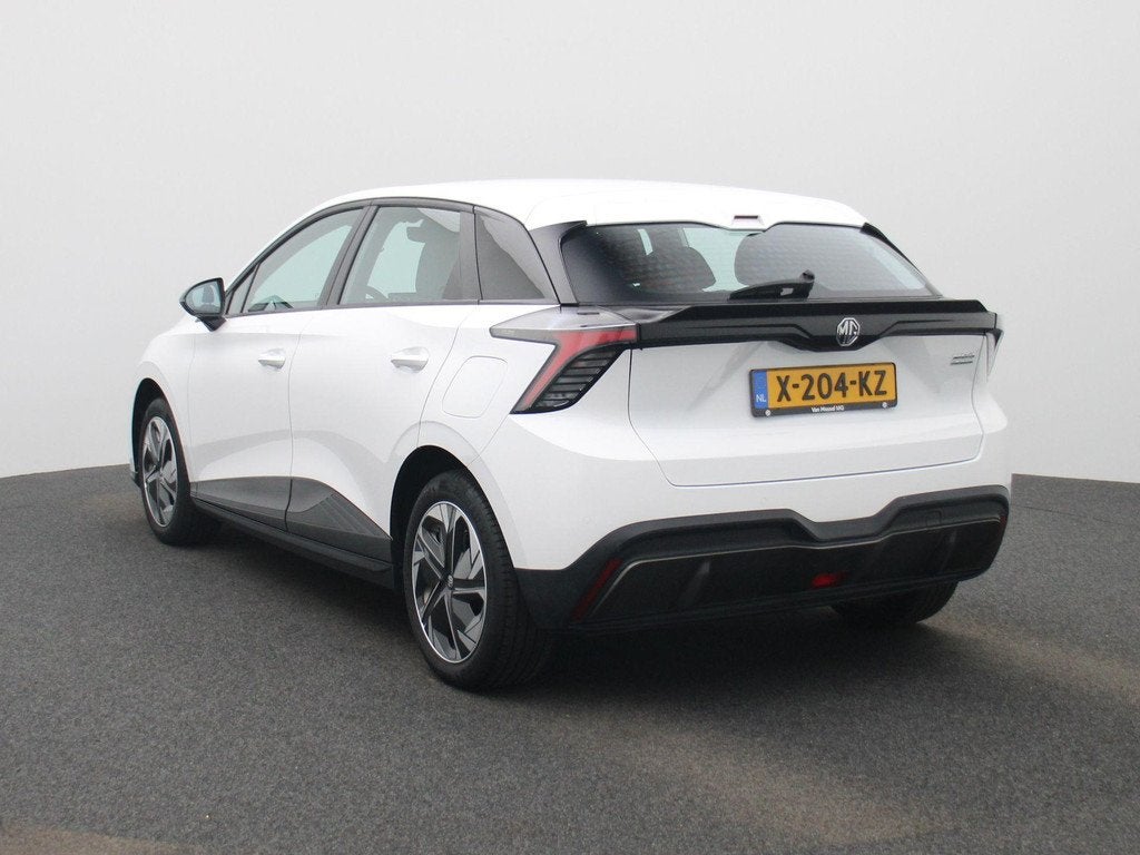 MG MG4 Electric Standard 51 kWh | APPLE CARPLAY - ANDROID AU, Auto's, Automaat, 12 maanden, Wit, Parkeersensor