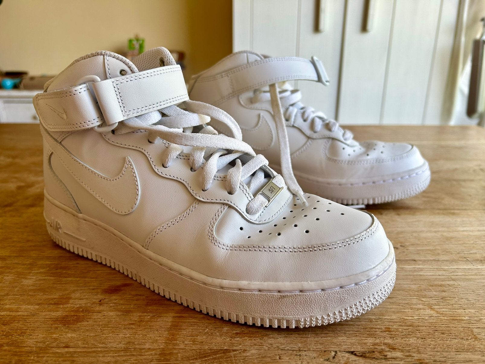 Nike air Force 1 hoge sneakers mt 41, Ophalen of Verzenden, Zo goed als nieuw, Wit, Sneakers of Gympen