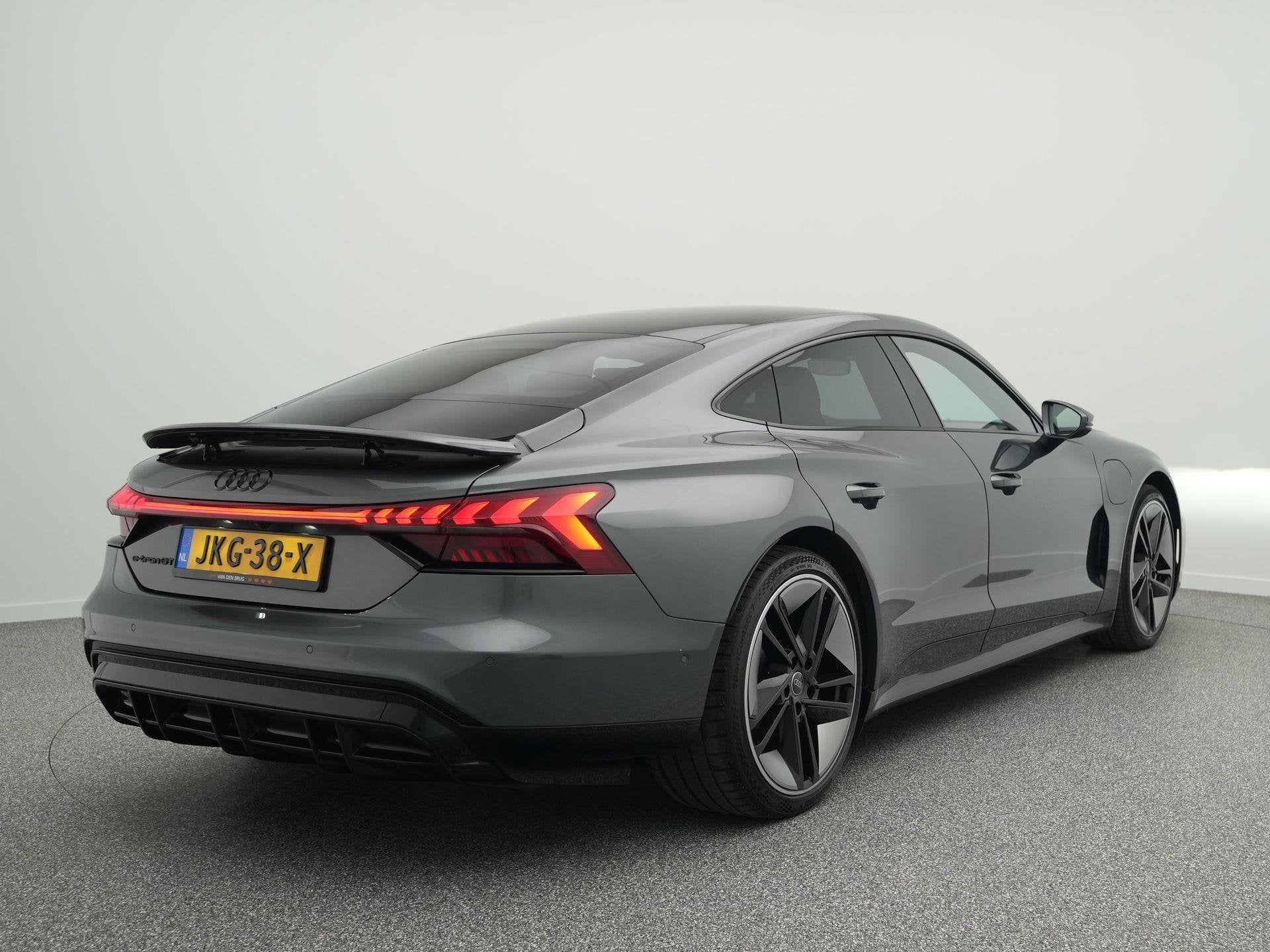 Audi e-tron GT GT Competition 93 kWh | Bang & Olufsen | Lase, Auto's, Automaat, Gebruikt, Zwart, Verwarmde buitenspiegels