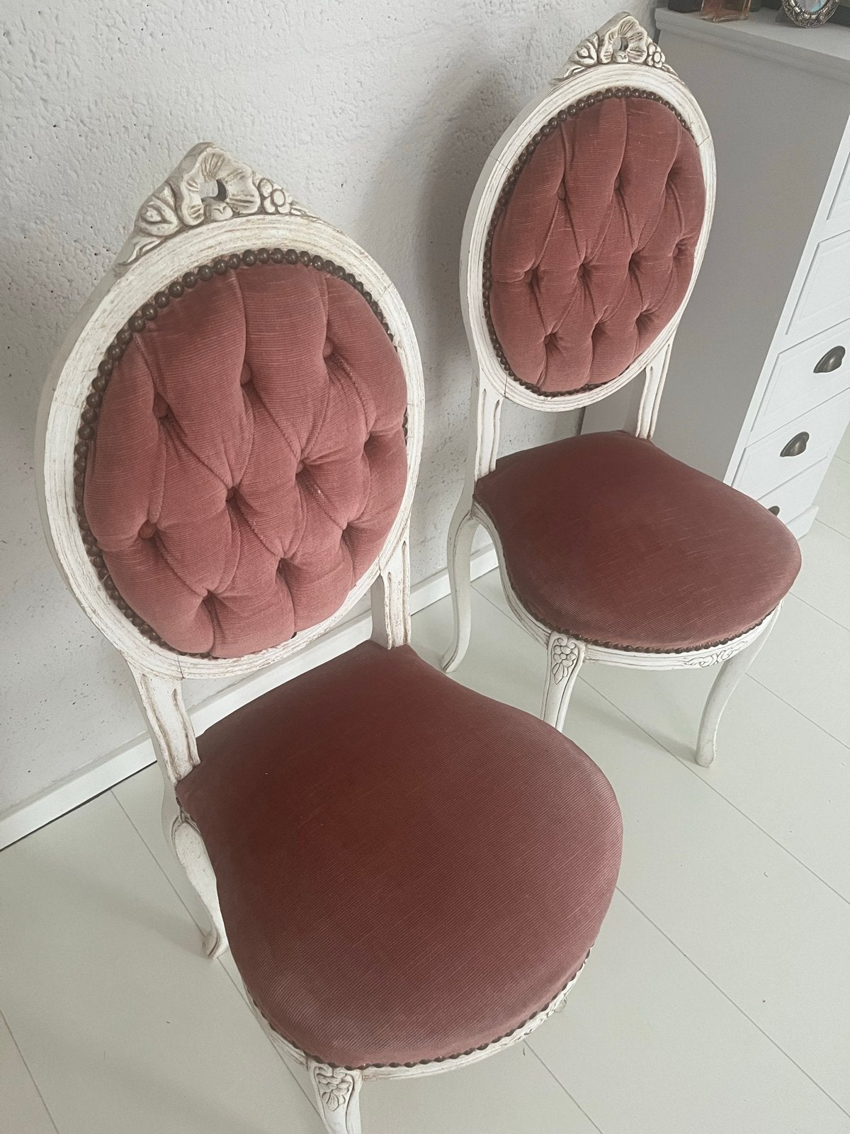 2 Vintage Roze Witte Stoelen, Ophalen
