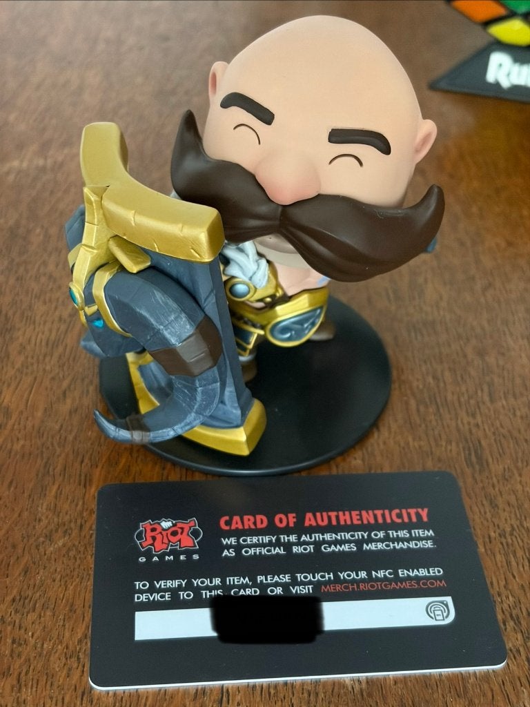 Braum (League of Legends) incl bewijs van authenticiteit, Ophalen of Verzenden, Zo goed als nieuw