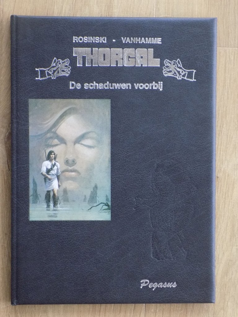 Thorgal - 05_HC_K_De schaduw voorbij [Pegasus - Luxe nr 205_, Boeken, Eén stripboek, Ophalen of Verzenden, Zo goed als nieuw, Rosinski.
