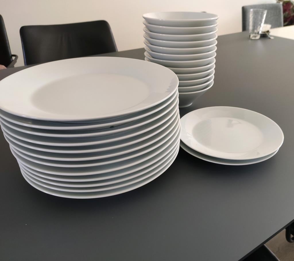 Ikea 365+ Servies: Borden en Kommen Set, Huis en Inrichting, Keuken | Servies, Ophalen of Verzenden, Gebruikt, Porselein, Compleet servies