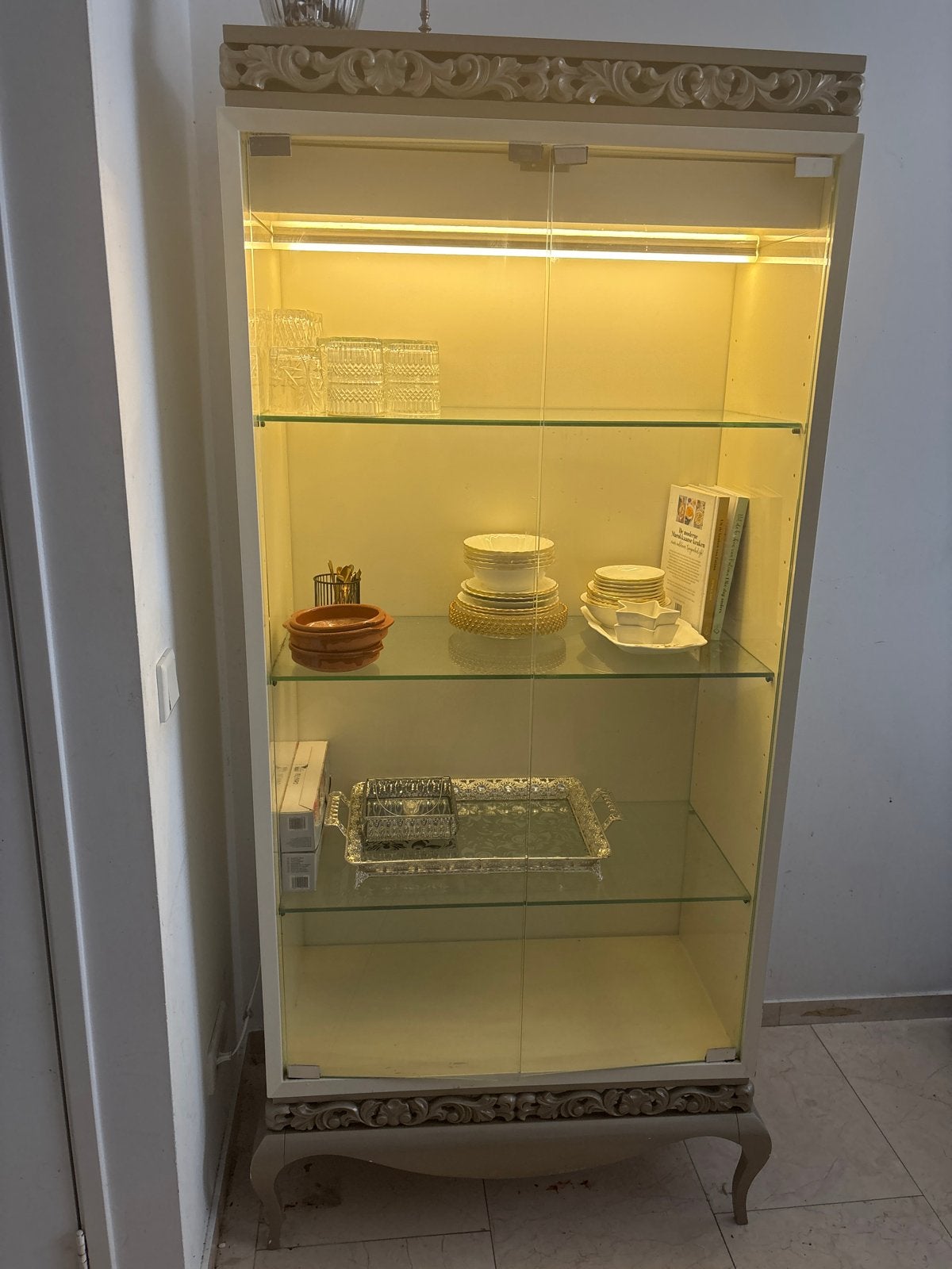 Prachtige Barok Glazen vitrine gratis ophalen 🚨🚨🚨🚨🚨, Huis en Inrichting, Kasten | Vitrinekasten, Gebruikt, Glas, 150 tot 200 cm
