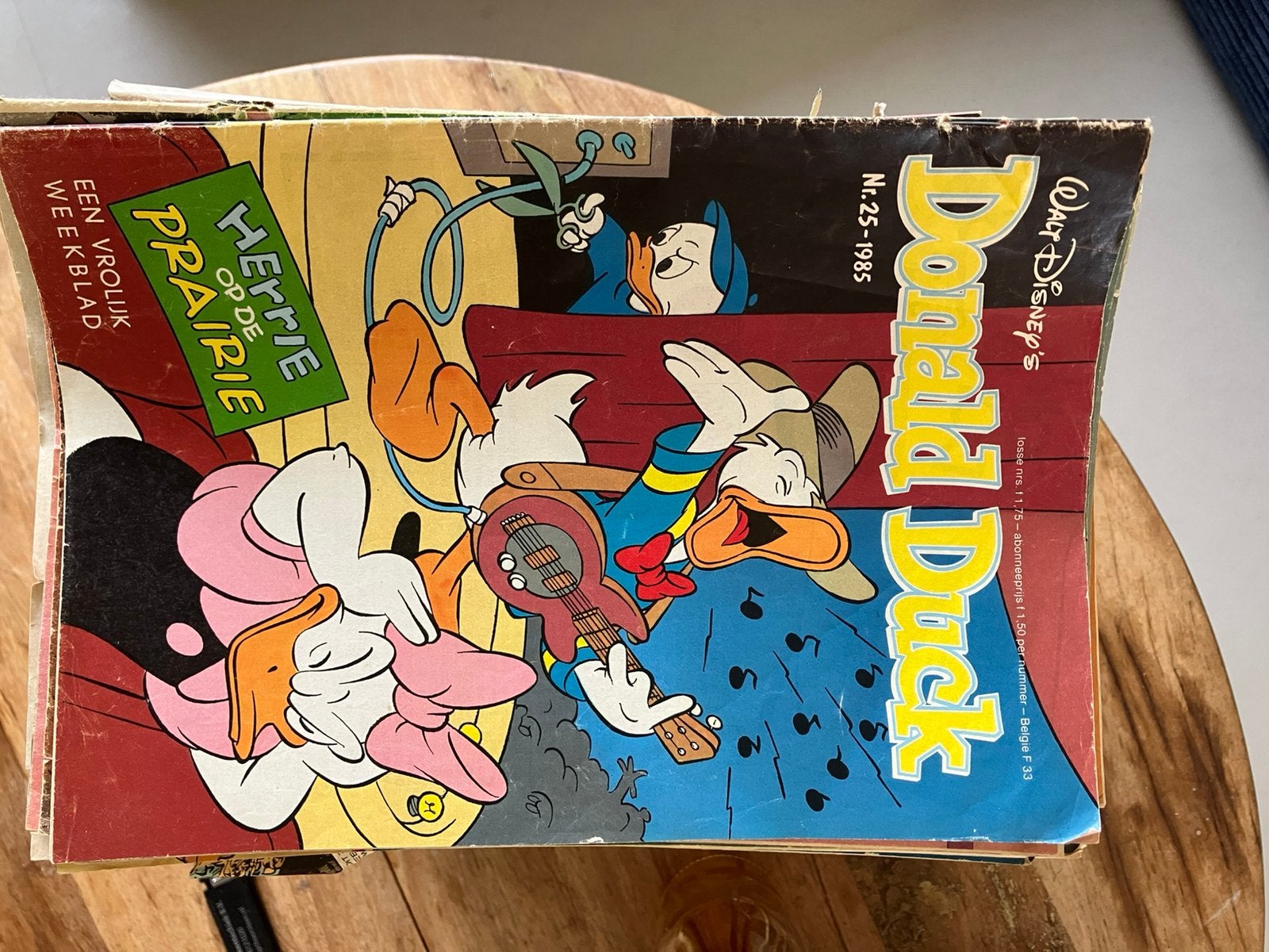 Ruim 230 nummers van de Donald Duck, Boeken, Meerdere stripboeken, Ophalen, Gelezen