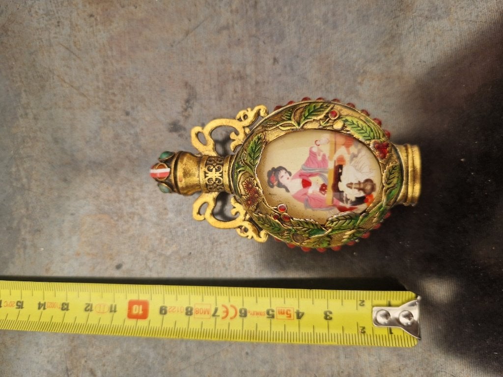Antiek parfumflesje uit China
