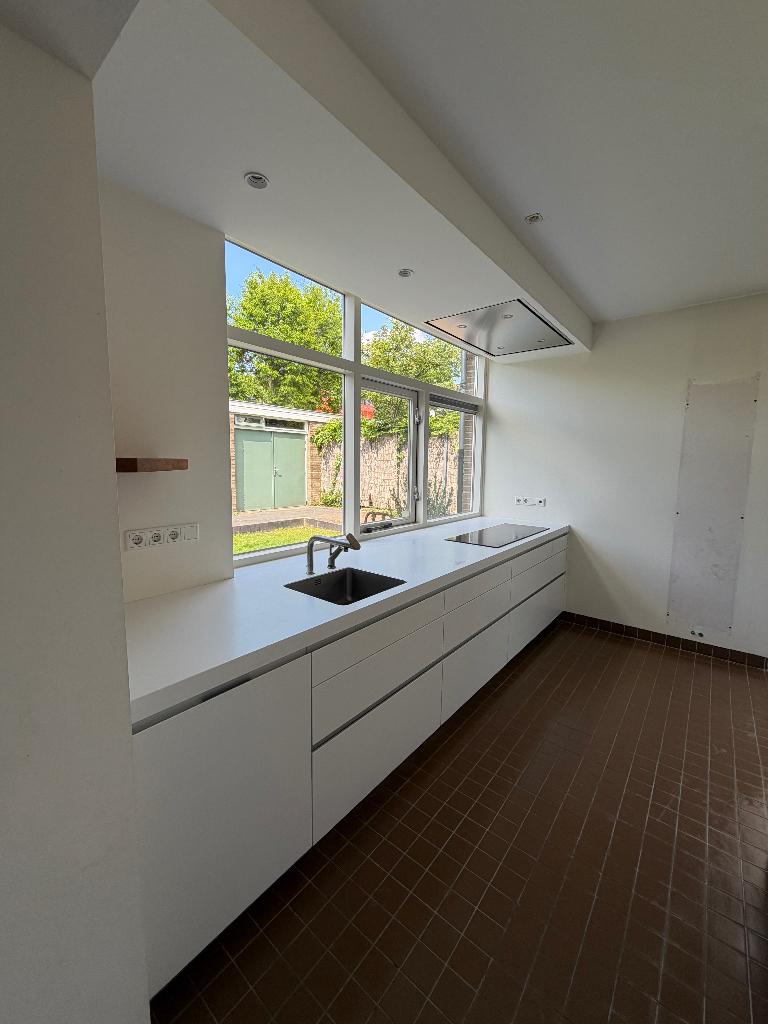 Bulthaup B1 keuken met inbouwapparatuur en quooker, Huis en Inrichting, Keuken | Complete keukens, Ophalen, Gebruikt, Wit, Dubbelwandige keuken