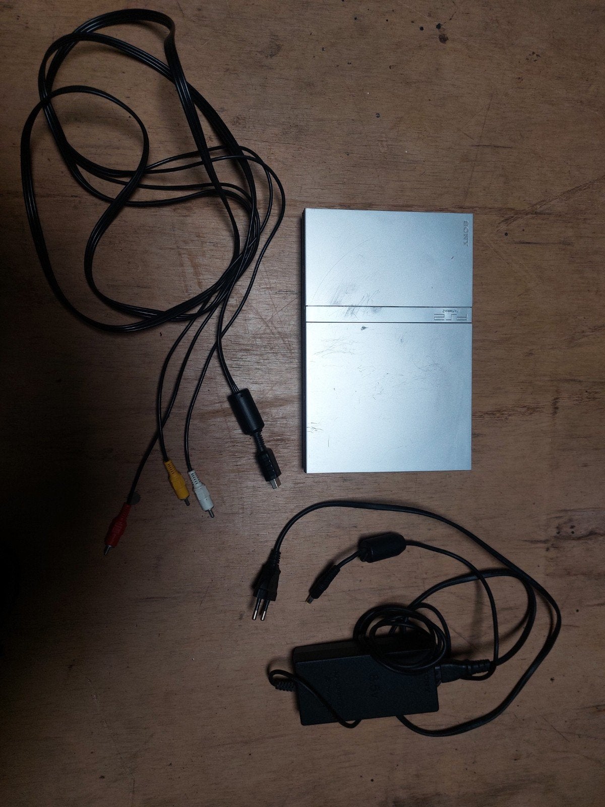 Sony PlayStation 2 Slim (SCPH-70004) met controller en game, Gebruikt, 2 spelers, Vanaf 3 jaar, Ophalen