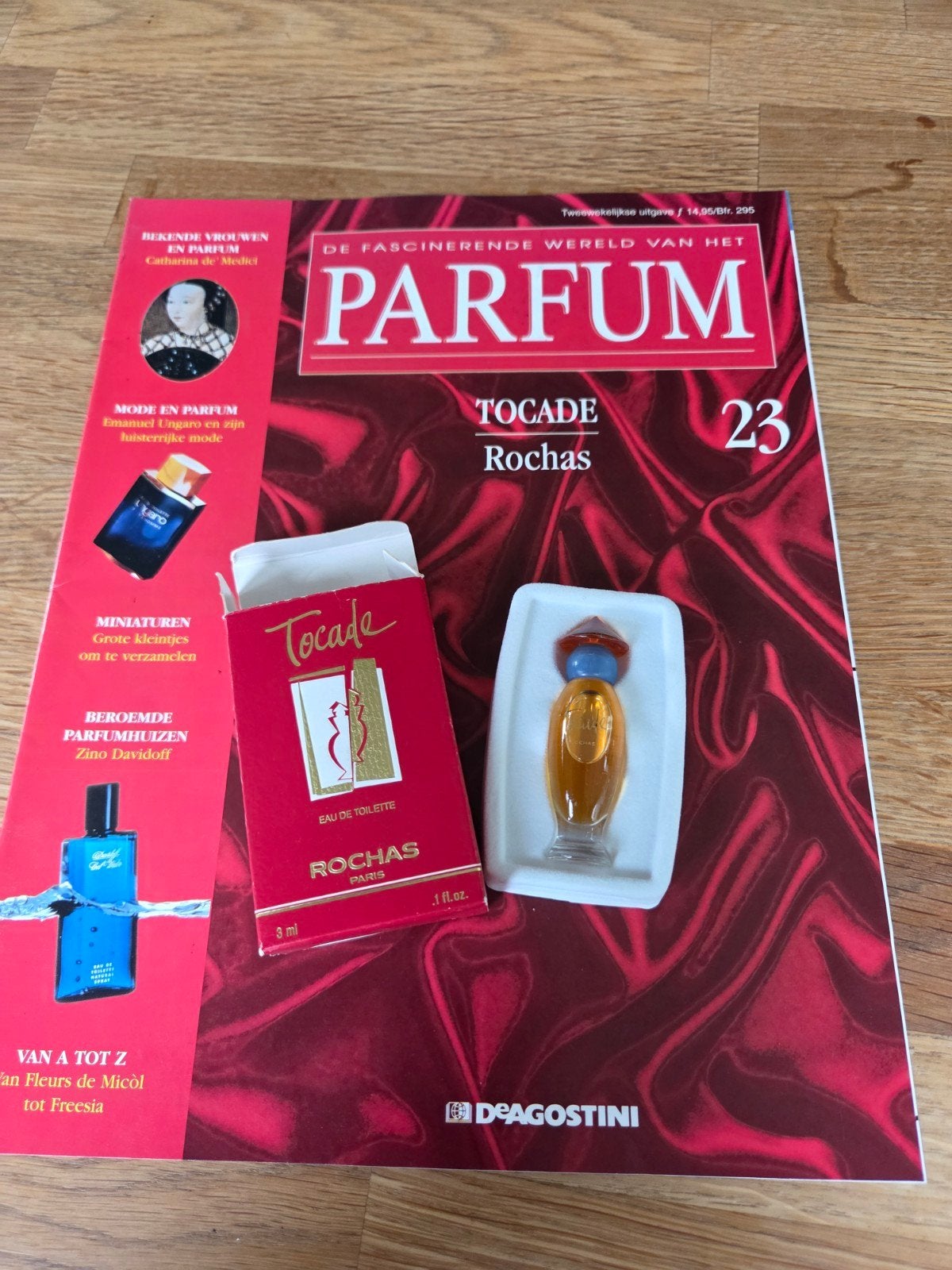 23 Rochas Tocade Eau de Toilette Miniatuur 3 ml met doosje, Ophalen of Verzenden, Zo goed als nieuw