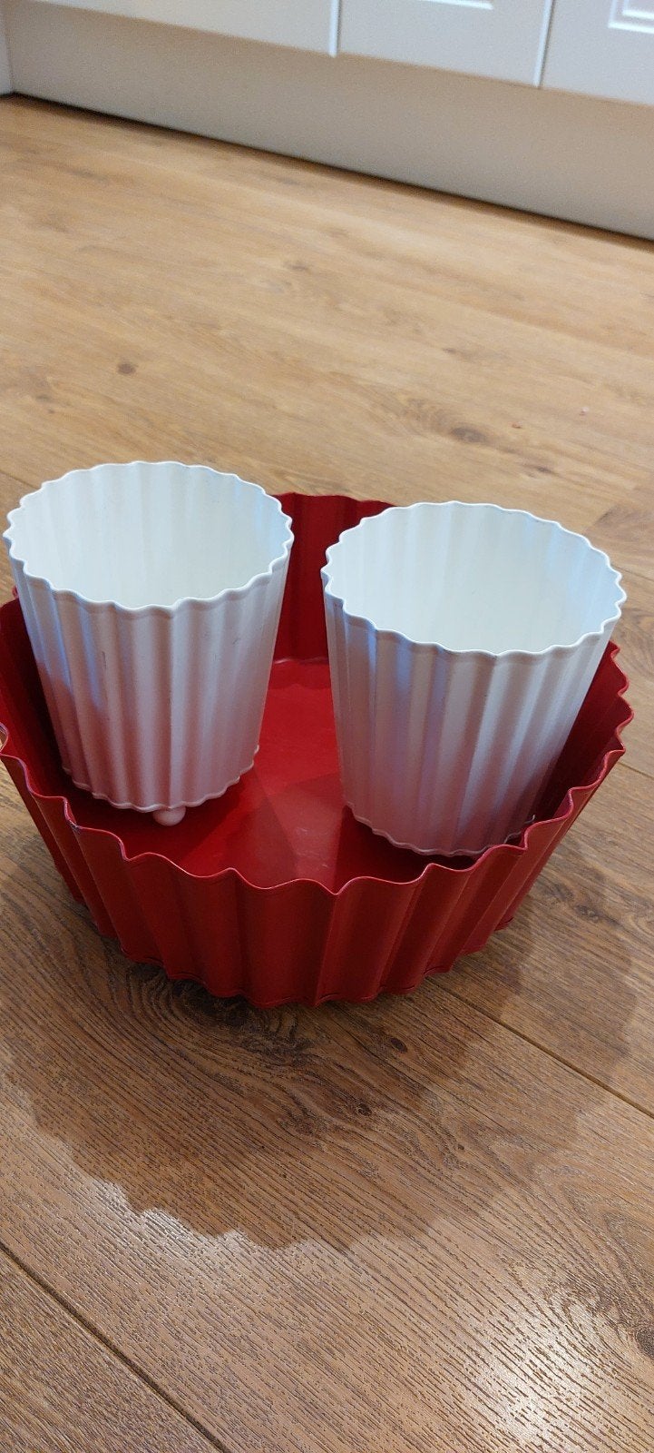 Metalen bloempotten rood/wit/geribbeld/Ikea, Ophalen of Verzenden