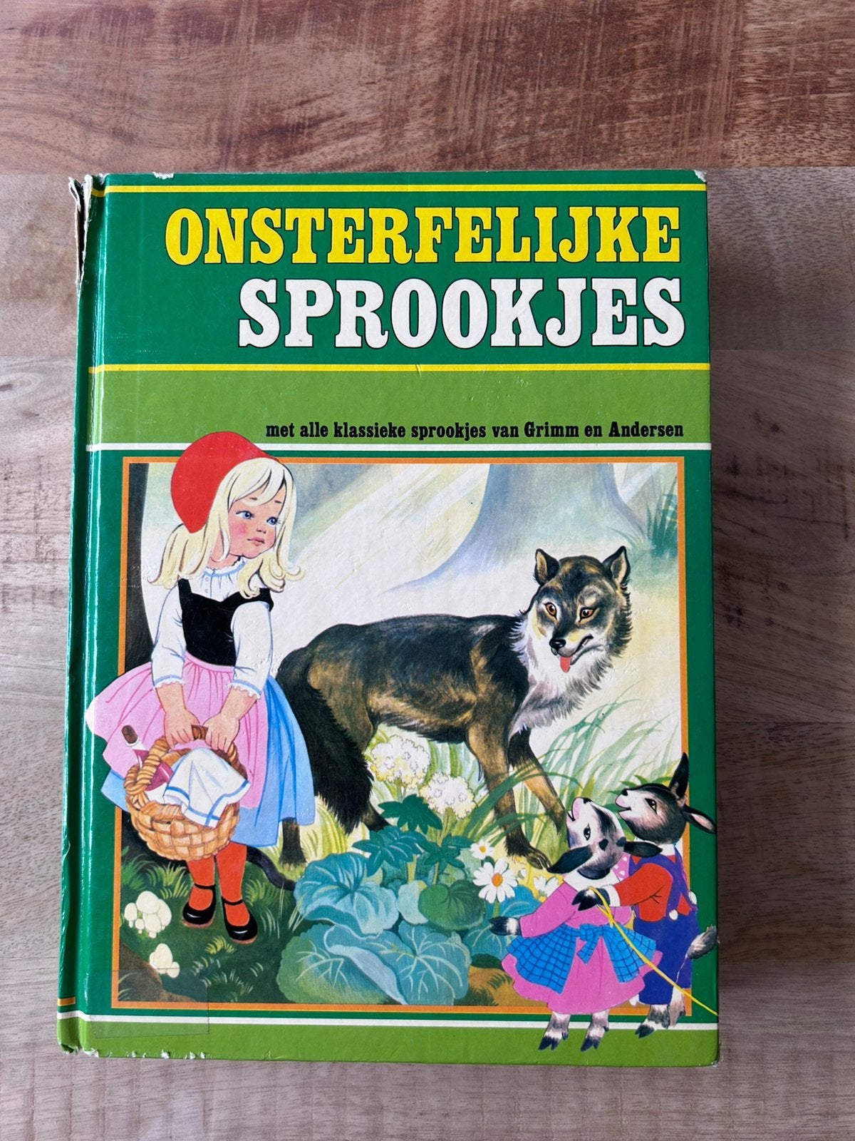 Boek onsterfelijke Sprookjes, Ophalen, Zo goed als nieuw