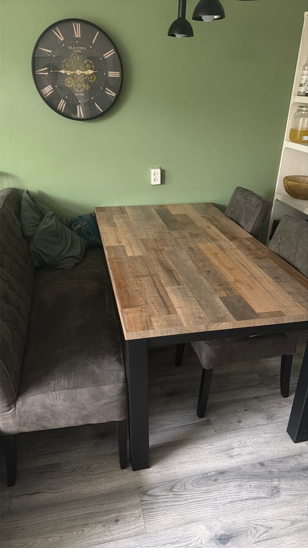 Eettafel met 2 stoelen en bankje, Huis en Inrichting, Ophalen, 50 tot 100 cm, Zo goed als nieuw, 150 tot 200 cm