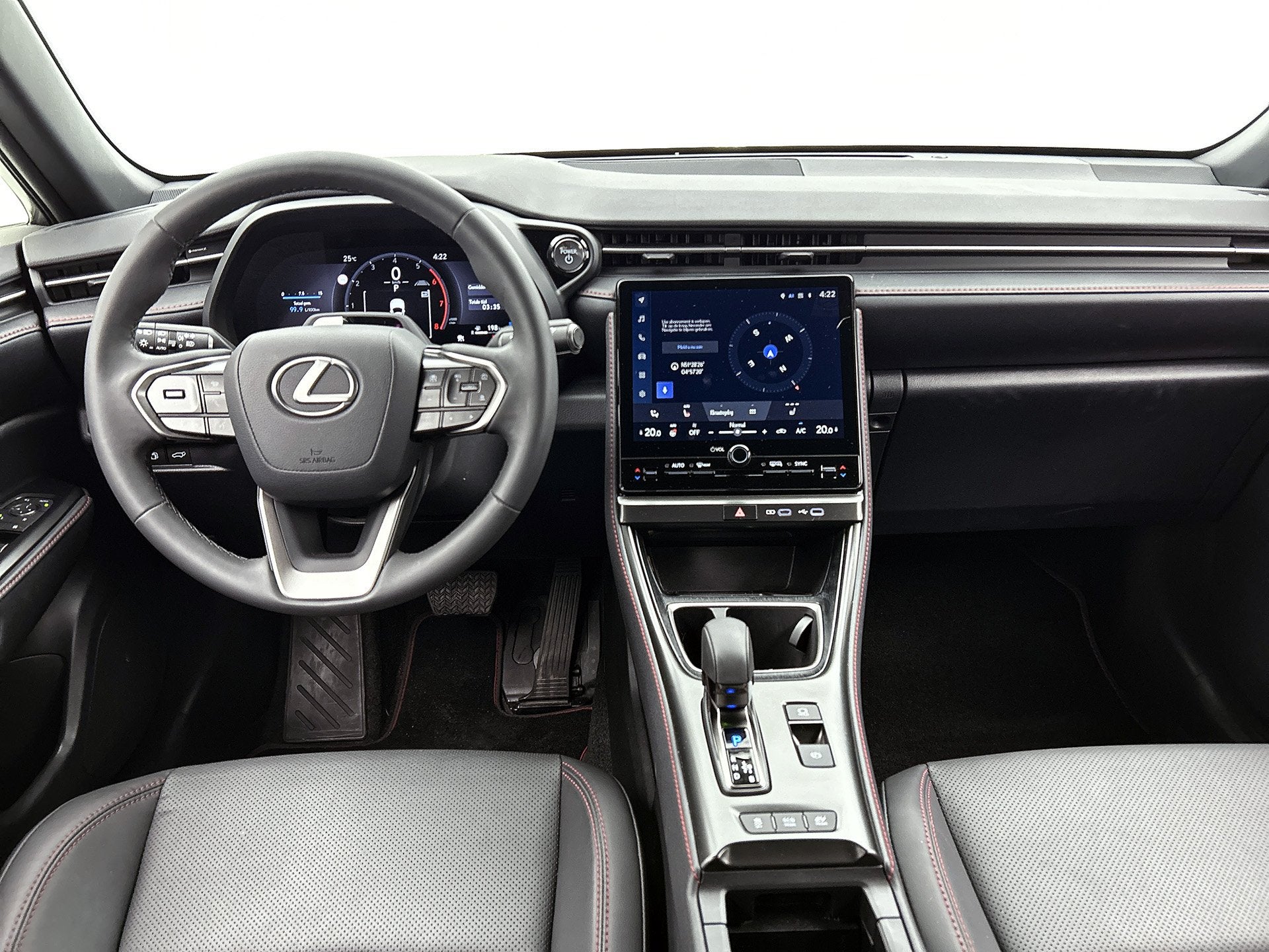 Lexus LBX Emotion 2WD | Tech Pack | Bi-Tone | Lexus Link + |, Auto's, 136 pk, Gebruikt, Geheel digitaal combi-instrument, Wit