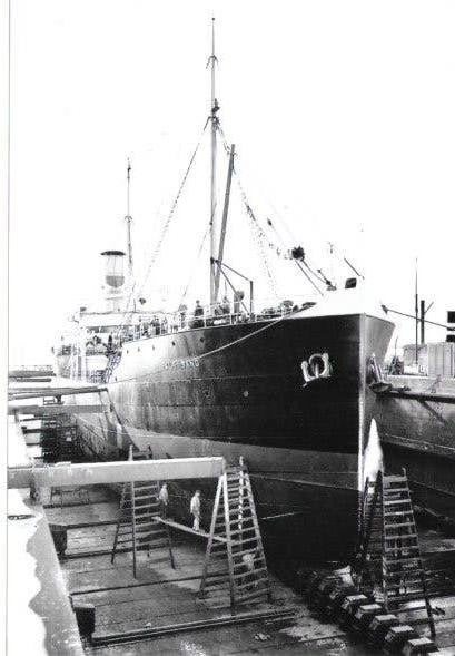 PALEMBANG droogdok KPM scheepvaart, Verzenden, Zo goed als nieuw, Kaart, Foto of Prent
