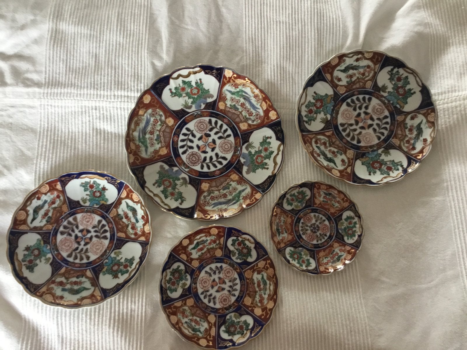 Set van 5 Japanse Imari porseleinen borden, handgeschilderd, Ophalen of Verzenden