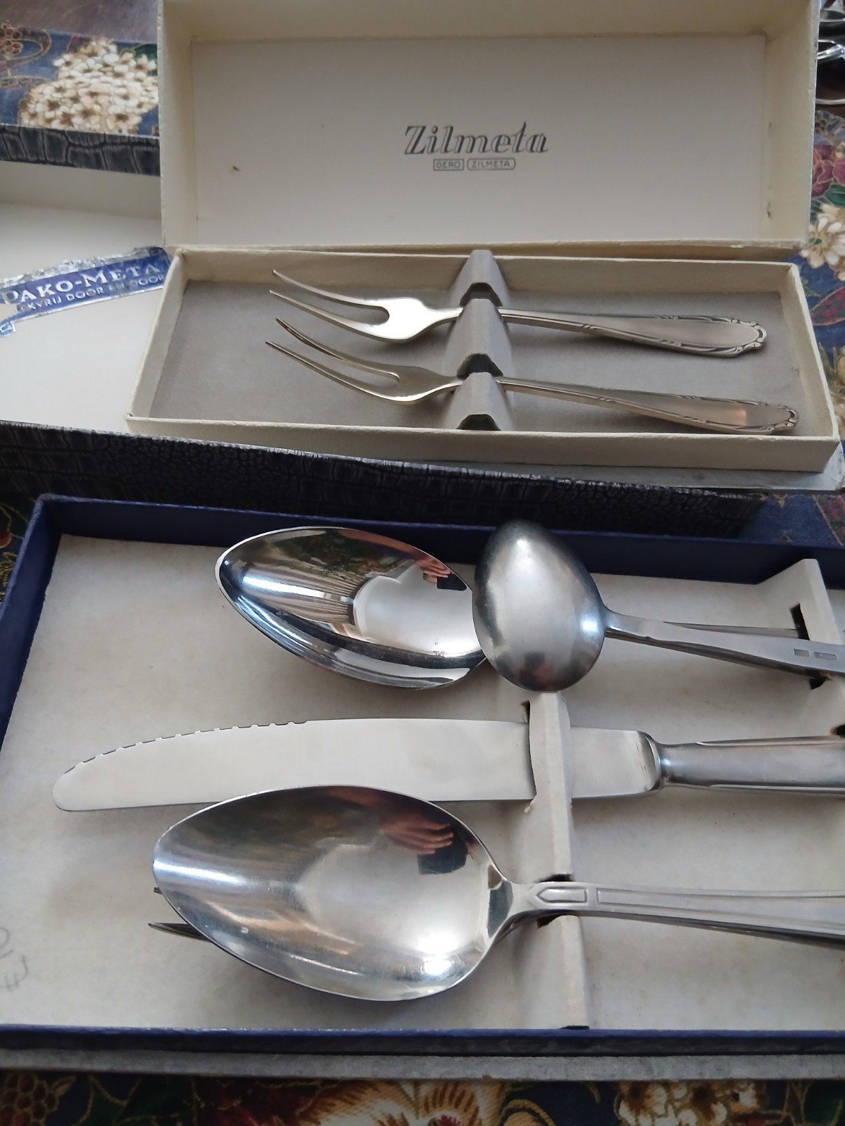 Zilverkleurige bestekseten van Gero Zilmeta en Pako Rhenen, Antiek en Kunst, Antiek | Bestek, Ophalen of Verzenden