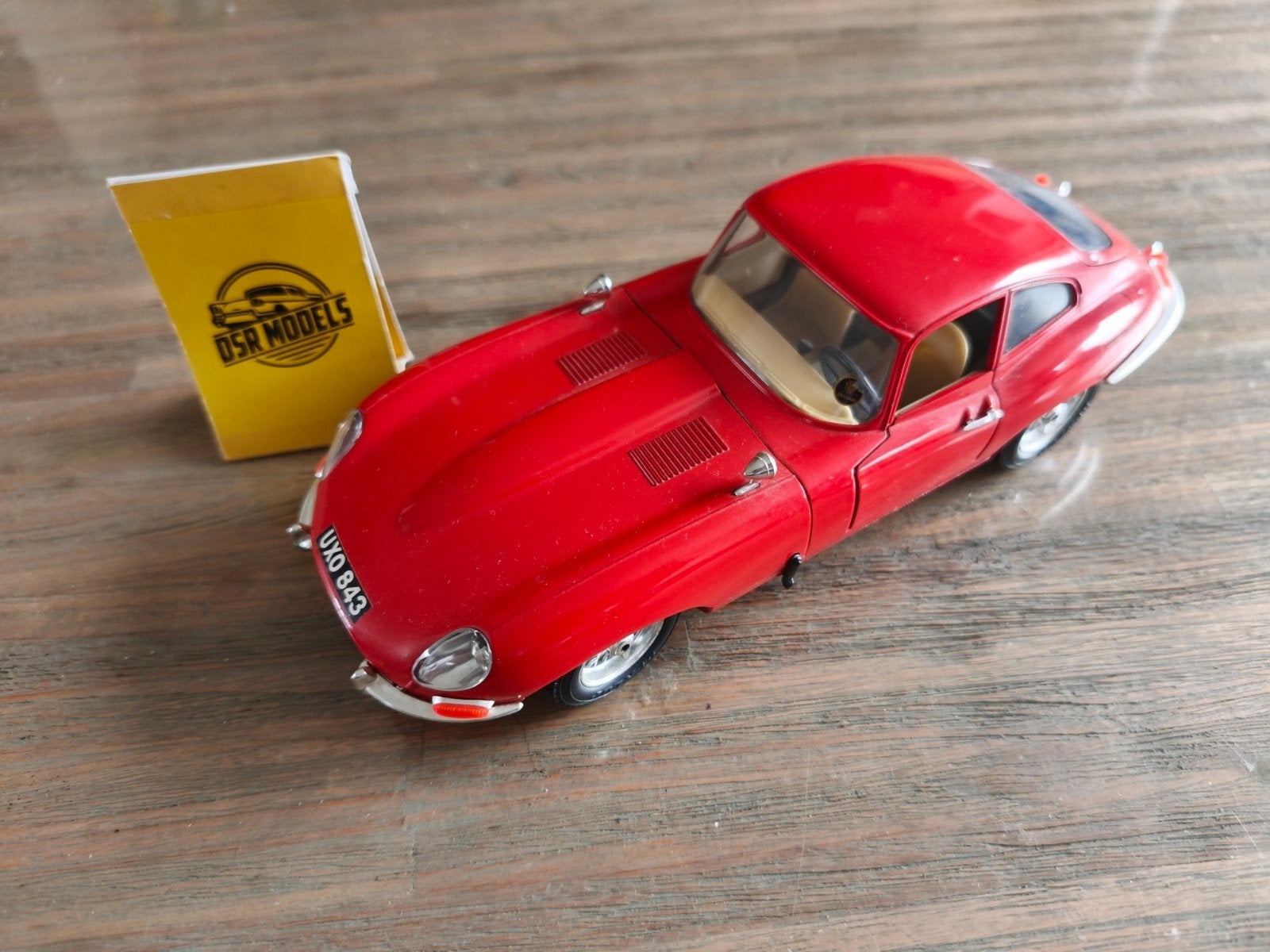 Bburago Jaguar E-Type 1:18 schaalmodel - Rood, Gebruikt, Auto, Via Caduti del Lavoro, 1, 20043 Arcore MB, Italië, Ophalen of Verzenden