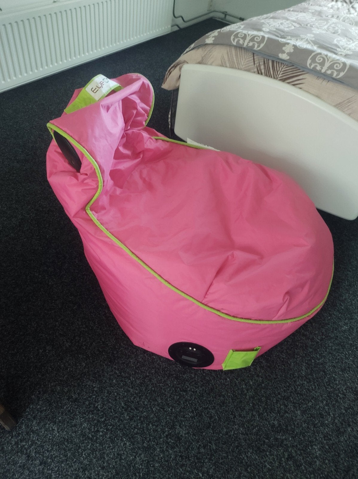 Eye Chair zitzak van Sit&Joy - Roze met speakers, Ophalen of Verzenden, Gebruikt, Roze, Zitzak