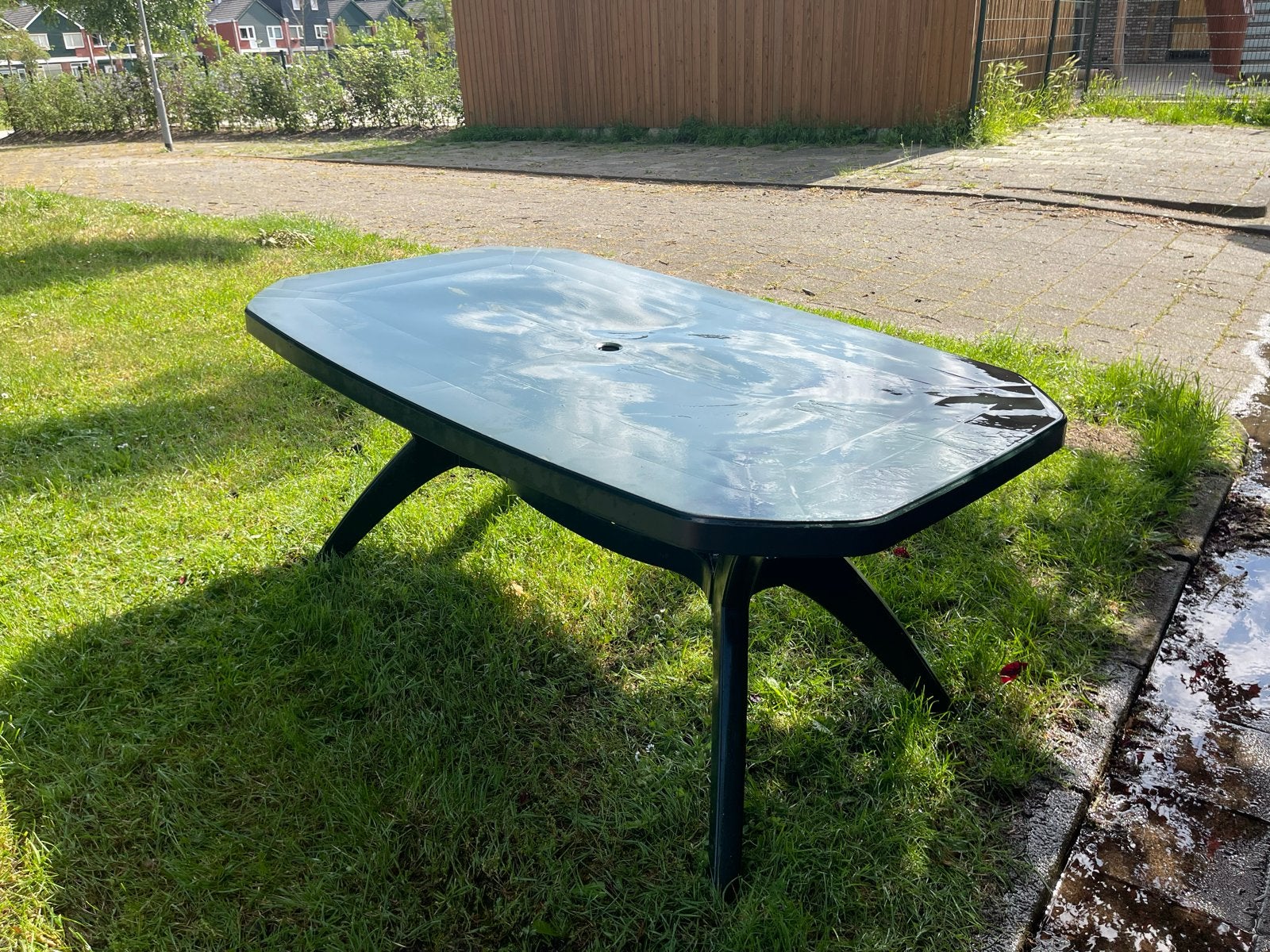 Groene kunststof tuintafel - 163x99 cm, Tuin en Terras, Tuintafels, Gebruikt, Rechthoekig, Kunststof, Ophalen