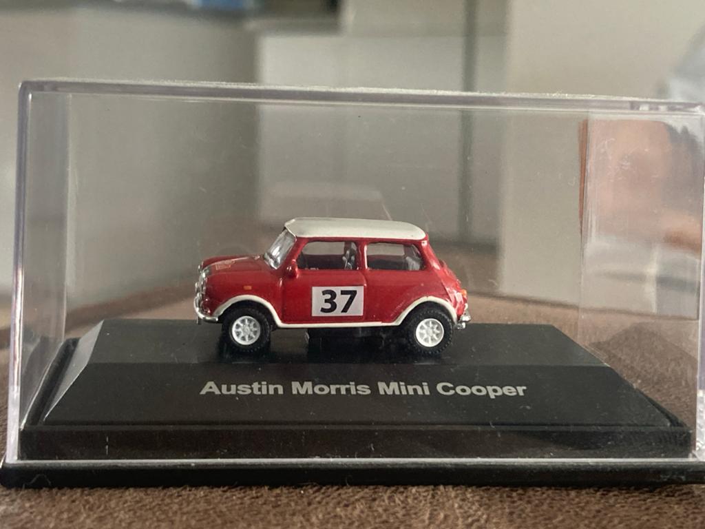 Austin Morris Mini Cooper modelauto #37, Hobby en Vrije tijd, Modelauto's | 1:87, Zo goed als nieuw, Ophalen of Verzenden
