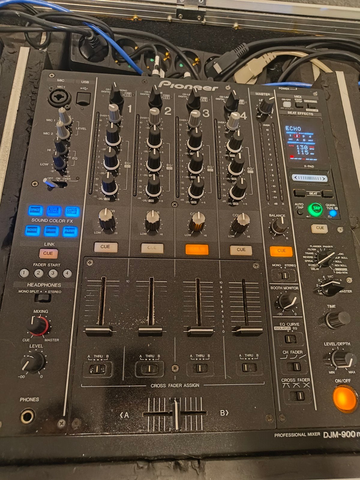 Pioneer DJM-900-NXS Mixer, Ophalen, Zo goed als nieuw, Minder dan 5 kanalen, Microfooningang