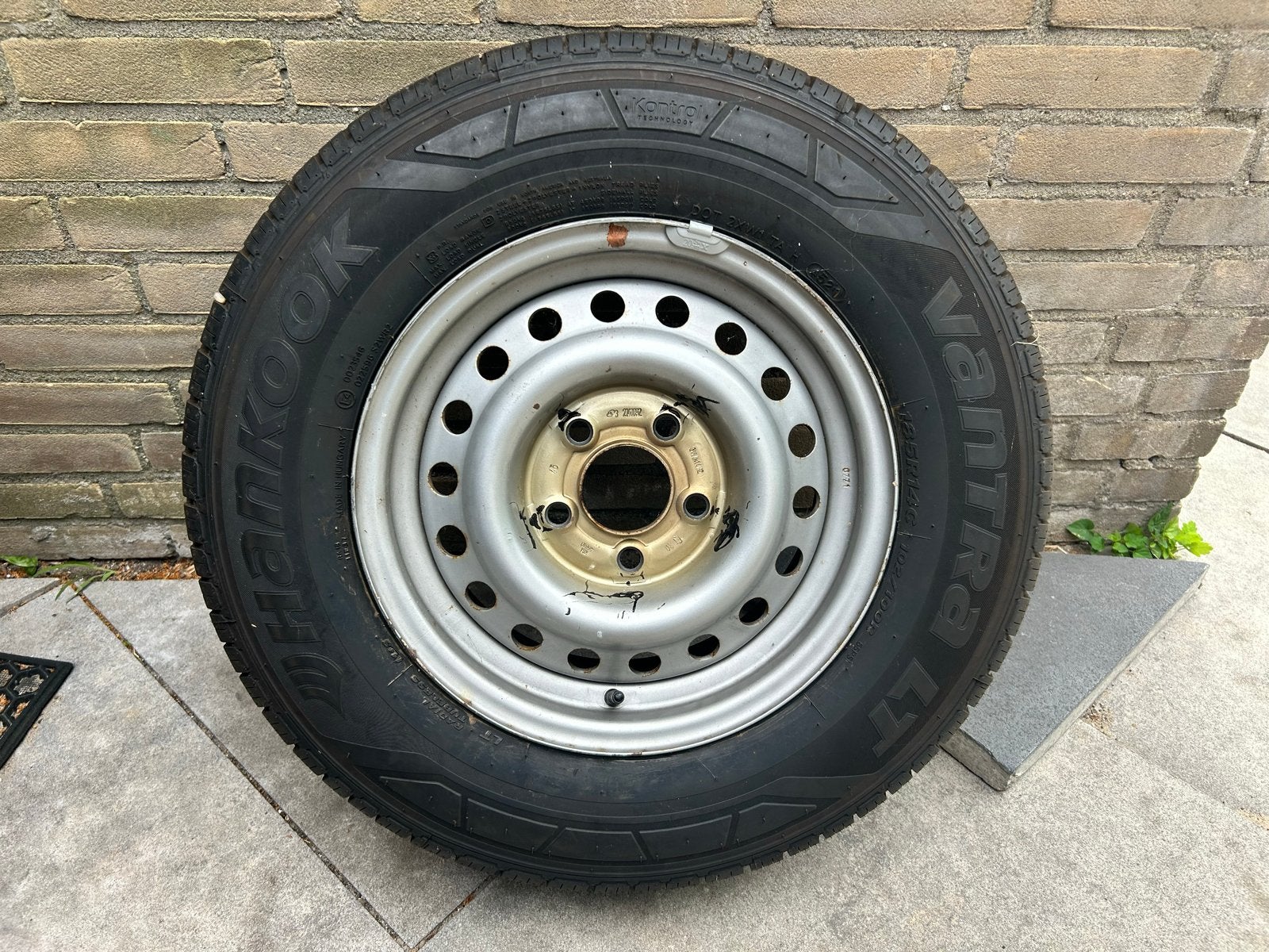 Hankook Vantra LT 185R14C band op stalen velg steek 5x112, 14 inch, Overige, Gebruikt, Banden en Velgen