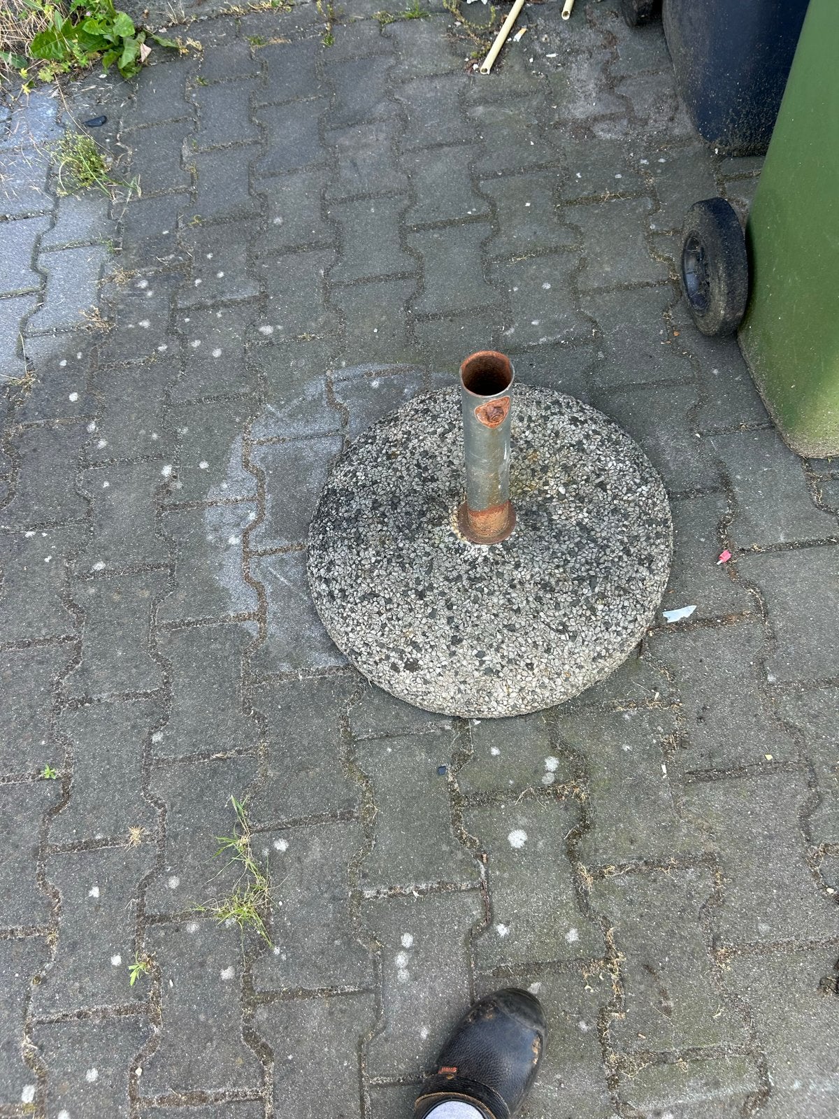 Stevige parasolvoet van beton, Tuin en Terras, Parasols, Ophalen of Verzenden, Gebruikt, Parasolvoet