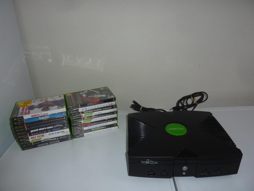 Xbox (oude) met 20 games., Gebruikt, Overige genres, Ophalen of Verzenden, 3 spelers of meer